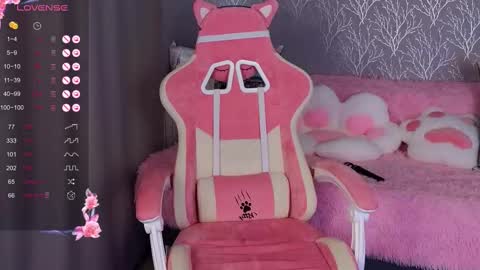 Freya online show from 02-23-25, 09:44