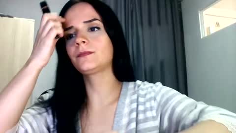 Freya online show from 03-02-25, 07:23