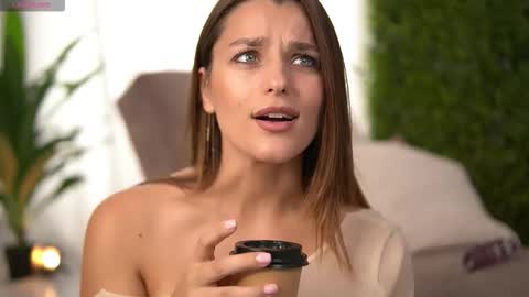 Snapshot of freyaheart chatting on 10-07-25, 06:43 freyaheart online show from 10-07-25, 06:43