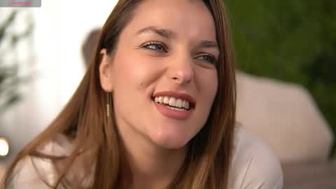 Snapshot of freyaheart chatting on 10-15-25, 06:02 freyaheart online show from 10-15-25, 06:02