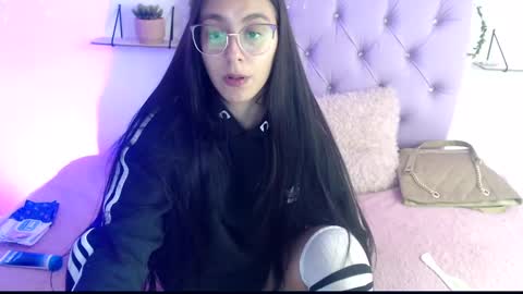 Snapshot of freyja_01 chatting on 02-04-25, 09:52 Freyja online show from 02-04-25, 09:52