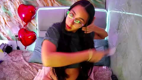 Snapshot of freyja_01 chatting on 02-06-25, 09:28 Freyja online show from 02-06-25, 09:28