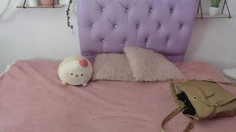 Snapshot of freyja_01 chatting on 09-14-25, 03:16 Freyja online show from 09-14-25, 03:16