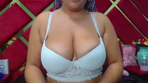 freyja_naugthy online show from 02-05-25, 03:52