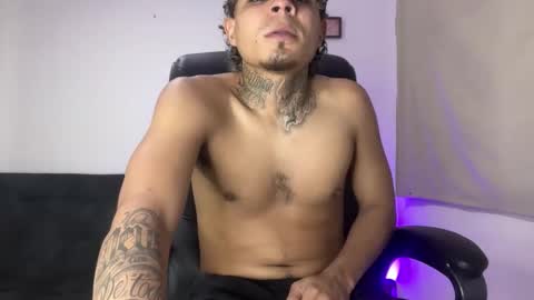 freyva_ online show from 03-18-26, 07:33