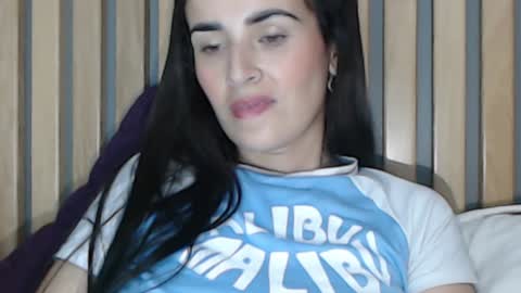 Snapshot of frida__x chatting on 12-27-24, 05:05 Frida online show from 12-27-24, 05:05