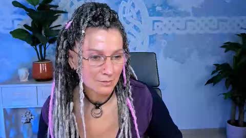 Snapshot of fridatander chatting on 10-04-25, 05:16 Frida Tander online show from 10-04-25, 05:16