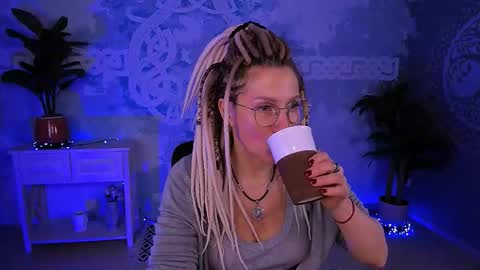 Frida Tander online show from 03-30-26, 05:08