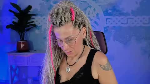 Frida Tander online show from 05-23-26, 05:23
