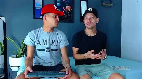 Adam y pitter online show from 12-22-24, 11:22