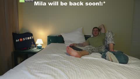 Snapshot of friendsurdreams chatting on 12-24-24, 07:00 friendsurdreams online show from 12-24-24, 07:00