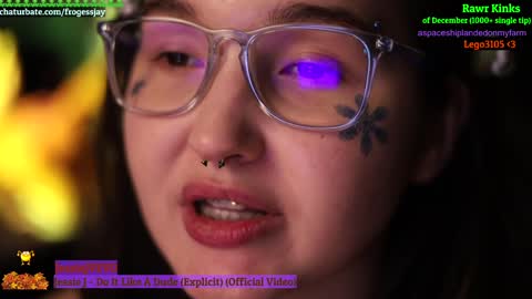 Snapshot of frogessjay chatting on 12-03-24, 10:40 Jaywise Frogfoot online show from 12-03-24, 10:40