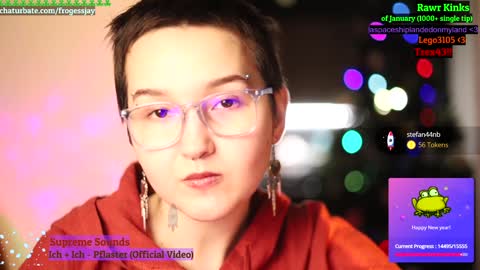 Snapshot of frogessjay chatting on 01-03-25, 11:01 Jaywise Frogfoot online show from 01-03-25, 11:01