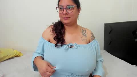 Lucy online show from 09-20-25, 09:49