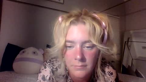 Snapshot of frommarywithlove chatting on 09-16-25, 03:40 frommarywithlove online show from 09-16-25, 03:40