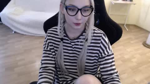 Lilith online show from 02-27-25, 07:12