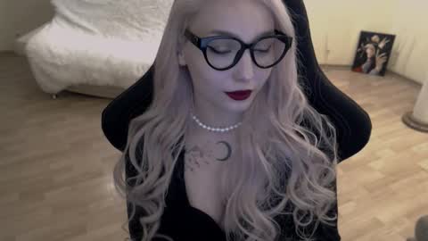 Lilith online show from 10-01-25, 06:03