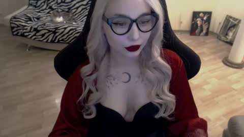 Lilith online show from 11-10-25, 11:42