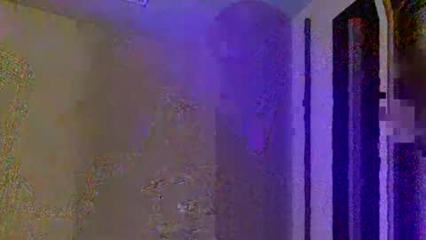 Snapshot of fromthabac chatting on 10-07-25, 01:03 fromthabac online show from 10-07-25, 01:03