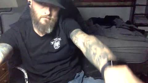 Snapshot of froski666 chatting on 12-20-25, 04:03 froski666 online show from 12-20-25, 04:03