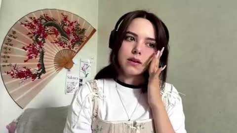 Emily online show from 07-02-26, 07:14