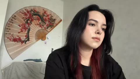 Emily online show from 07-16-26, 01:17