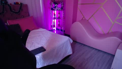 Snapshot of frreeya chatting on 01-08-25, 08:07 frreeya online show from 01-08-25, 08:07