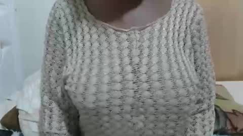 Snapshot of fruity28 chatting on 11-02-25, 08:28 fruity28 online show from 11-02-25, 08:28