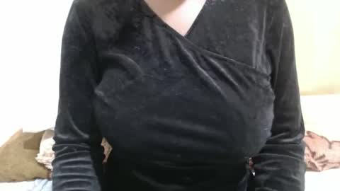 Snapshot of fruity28 chatting on 11-03-25, 08:37 fruity28 online show from 11-03-25, 08:37