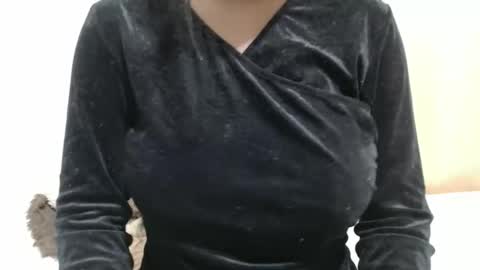 Snapshot of fruity28 chatting on 11-24-25, 04:34 fruity28 online show from 11-24-25, 04:34