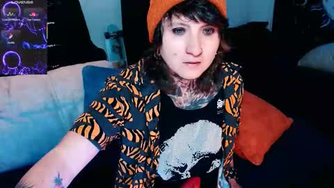          HEHIM  online show from 09-11-25, 03:39