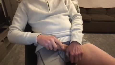 Snapshot of fuck_me_in_gr chatting on 12-16-24, 03:22 Fuck Me in GR online show from 12-16-24, 03:22