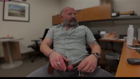 fuckadilf online show from 02-11-25, 06:33