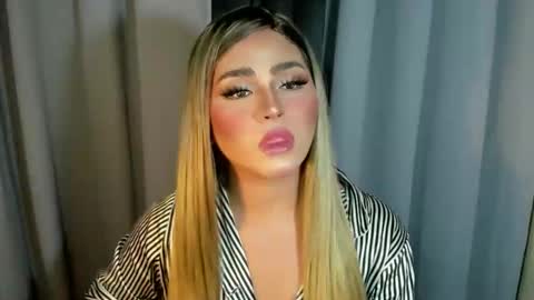 R A I N M O R A L E S  G M A I L . C O M online show from 03-15-26, 01:39