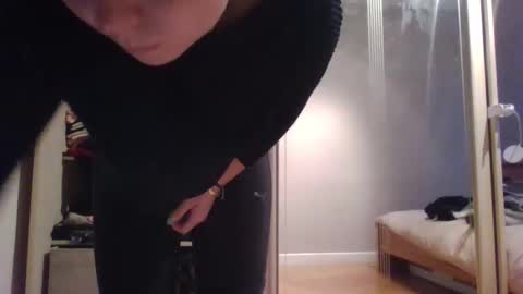 Snapshot of fuckhard4you chatting on 10-12-25, 04:50 La online show from 10-12-25, 04:50