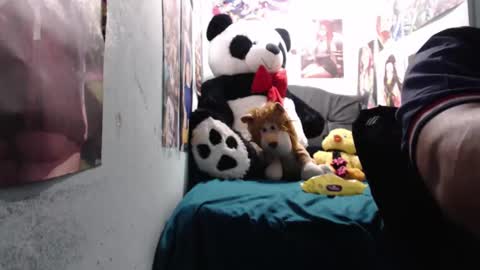 Mia and Gary  online show from 09-11-25, 03:28