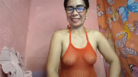 Snapshot of fuckinghairy49 chatting on 01-06-25, 04:13 mariposa online show from 01-06-25, 04:13