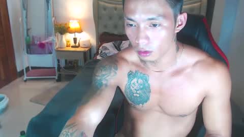 Snapshot of fuckinghot201 chatting on 12-05-24, 12:11 jason online show from 12-05-24, 12:11