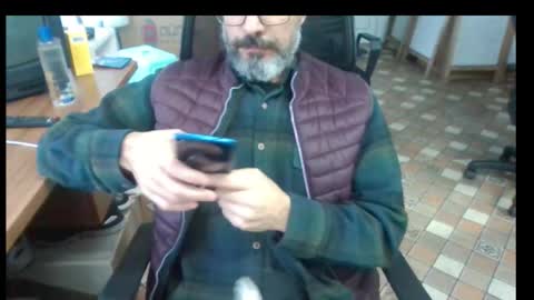 Bruchus online show from 12-01-25, 06:29