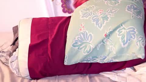 Snapshot of fuckmypussyplz1 chatting on 02-27-25, 01:38 fuckmypussyplz1 online show from 02-27-25, 01:38