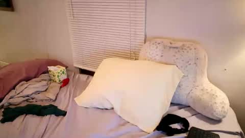 Snapshot of fuckmypussyplz1 chatting on 09-30-25, 03:33 fuckmypussyplz1 online show from 09-30-25, 03:33