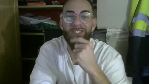 Snapshot of fuerte440 chatting on 11-07-25, 09:31 fuerte440 online show from 11-07-25, 09:31