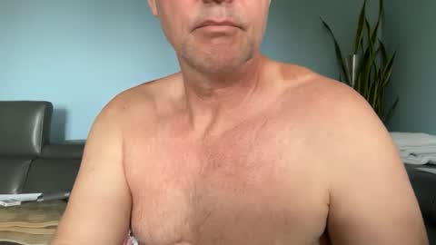 Gregorio online show from 04-12-26, 11:43