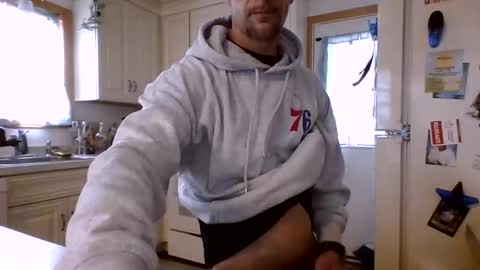 Snapshot of fukemndukem chatting on 11-28-25, 06:10 fukemndukem online show from 11-28-25, 06:10