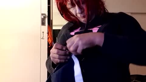 Snapshot of full4cefull chatting on 01-31-25, 07:18 Pizzaz online show from 01-31-25, 07:18