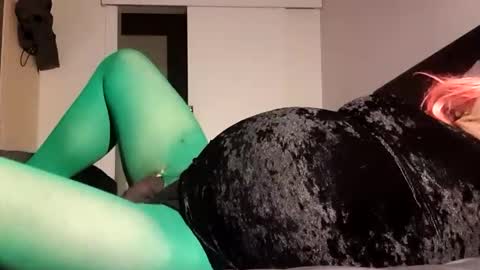 Snapshot of full4cefull chatting on 02-17-25, 03:42 Pizzaz online show from 02-17-25, 03:42