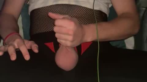 Snapshot of funboyfem chatting on 10-17-25, 06:38 funboyfem online show from 10-17-25, 06:38