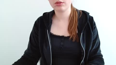 Emma online show from 04-23-26, 10:03