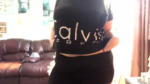 Snapshot of funflirt97 chatting on 12-06-24, 07:45 Linnys Palace online show from 12-06-24, 07:45