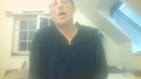 Snapshot of funneltunnel chatting on 05-19-26, 04:02 funneltunnel online show from 05-19-26, 04:02